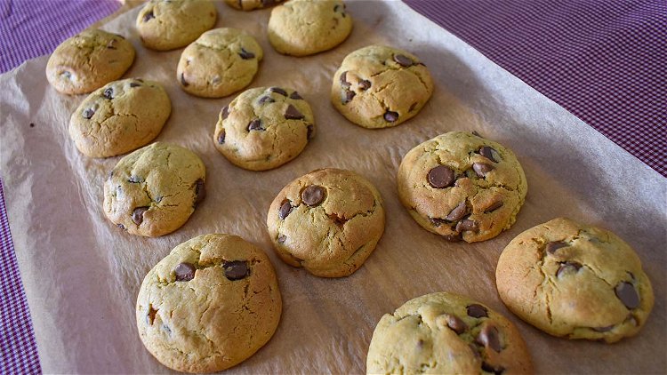 Image of Bake for 15 minutes until the edges are brown. Let...