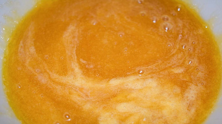 Image of Mix sugar, butter, and eggs until smooth.