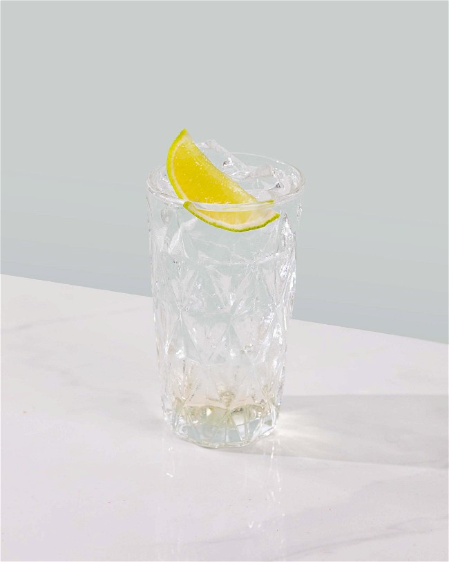 Image of Gin & tonic à la fleur de sureau sans alcool