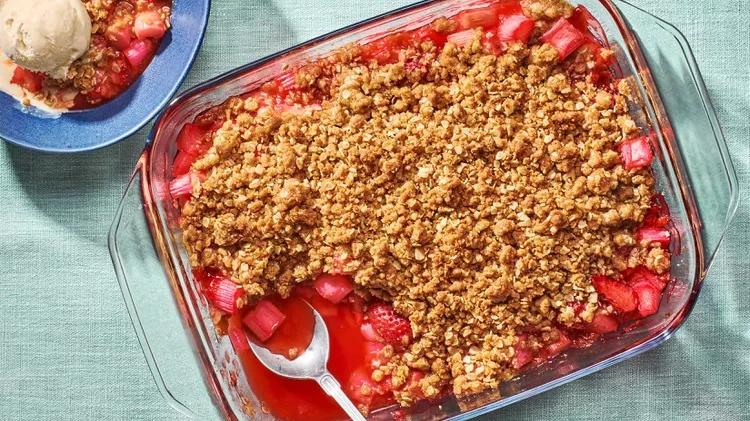 Image of Strawberry Rhubarb Crisp Recipe