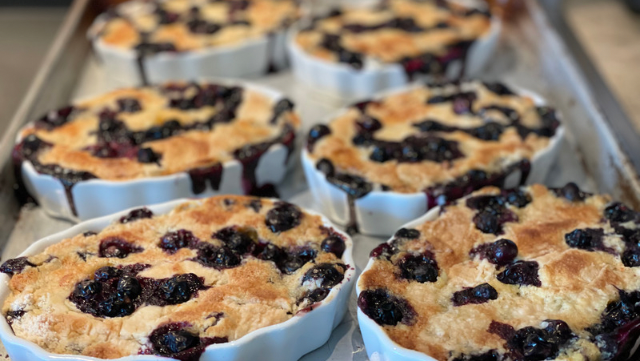 Image of Individual Blueberry Dump Cakes 