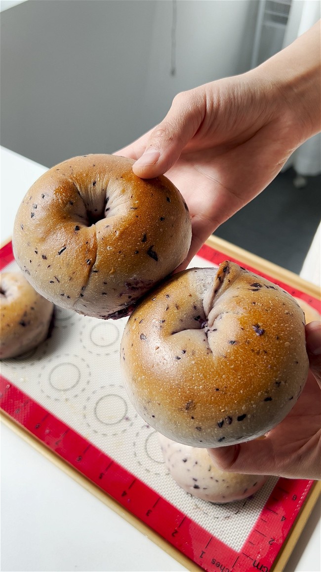 Image of Blueberry Bagels