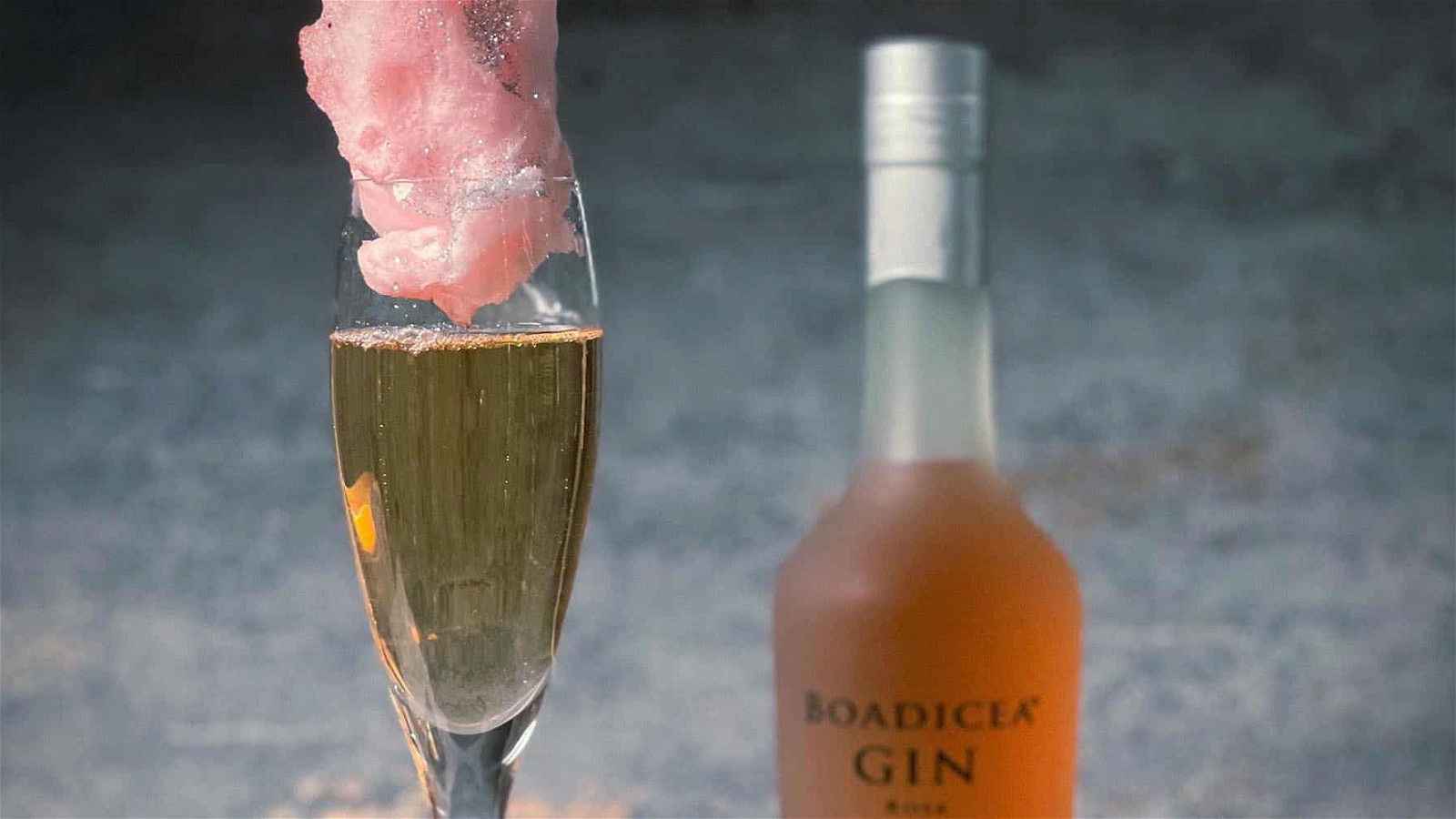 Image of Boadicea® Gin - Rosa - Candy Floss Fizz