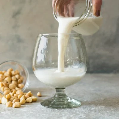 Berry Macadamia Nut Milk