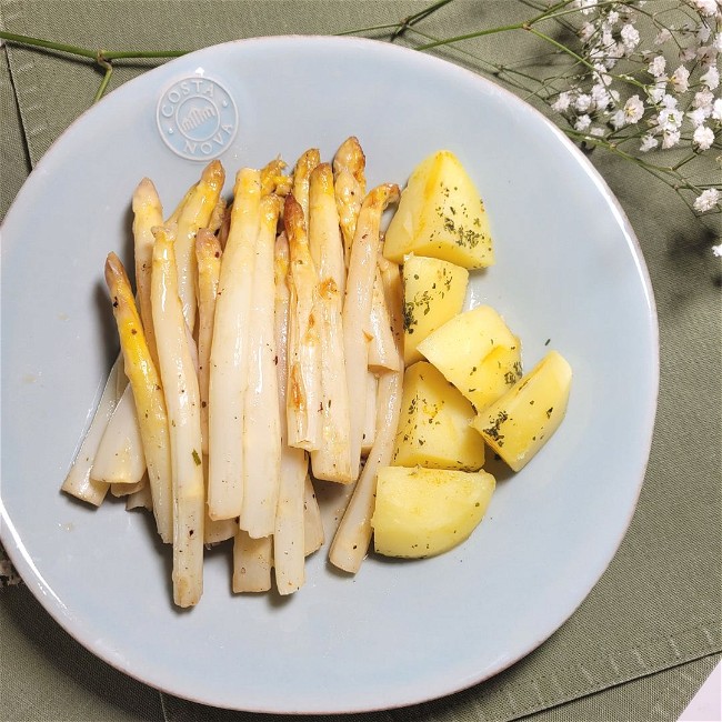 Image of Spargel im Bratschlauch mit FRÜHLINGS SALZ