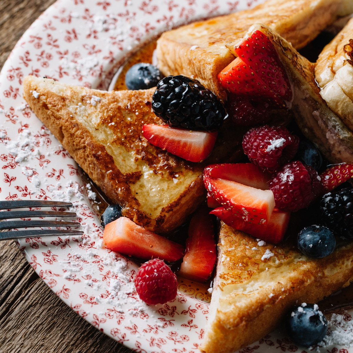 Cinnamon & Berry French Toast