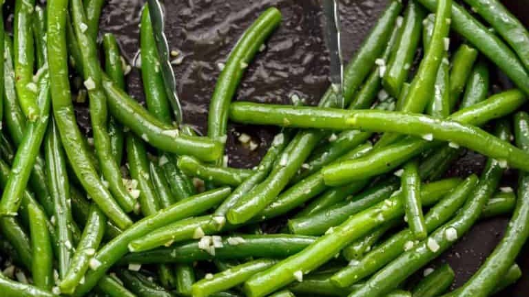 Image of SAUTE GREEN BEANS