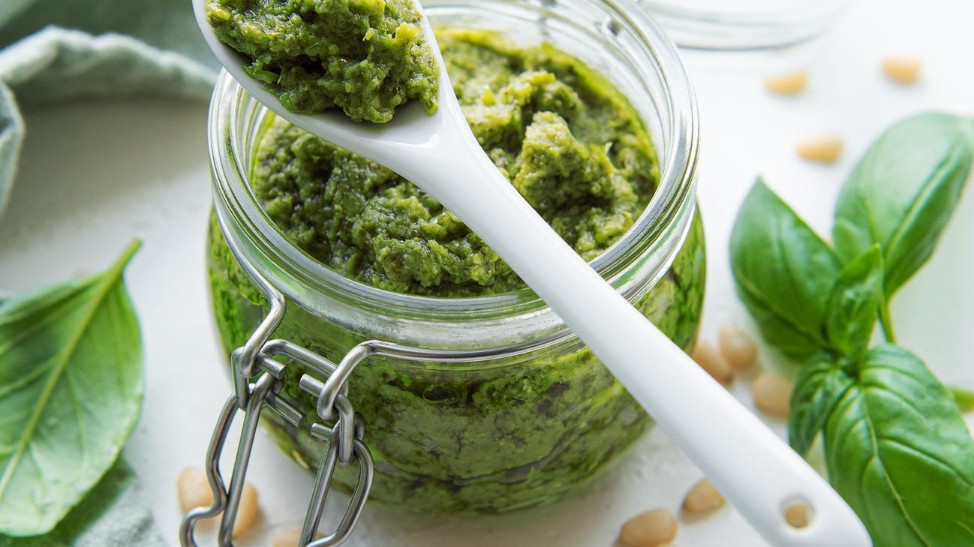 Image of Green pesto with olive oil