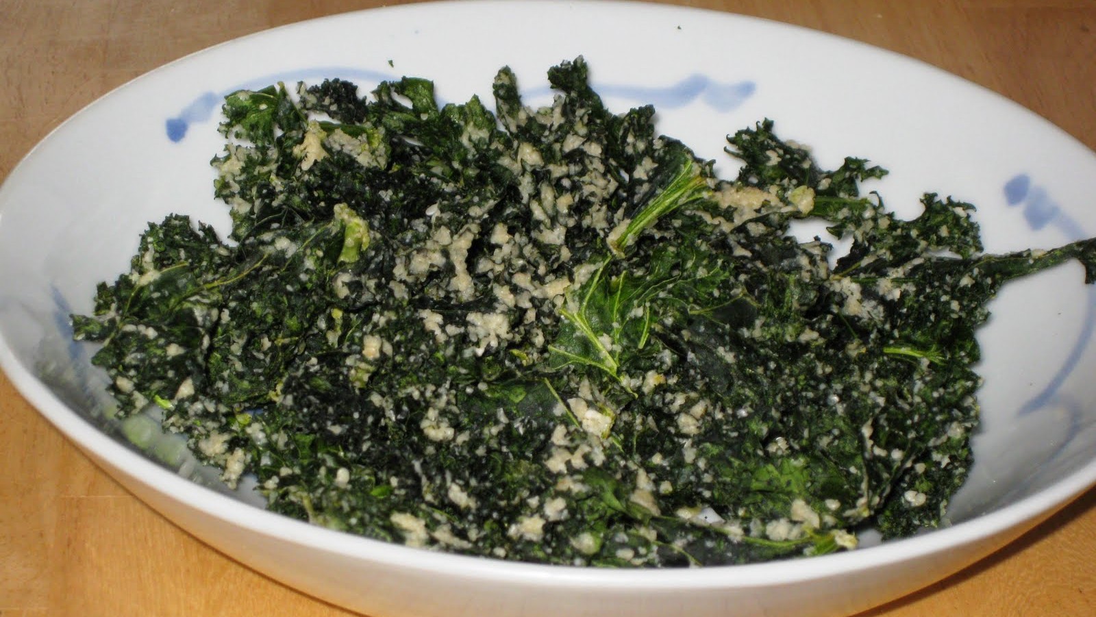 Image of Kale Chips with 7 Seed Crust