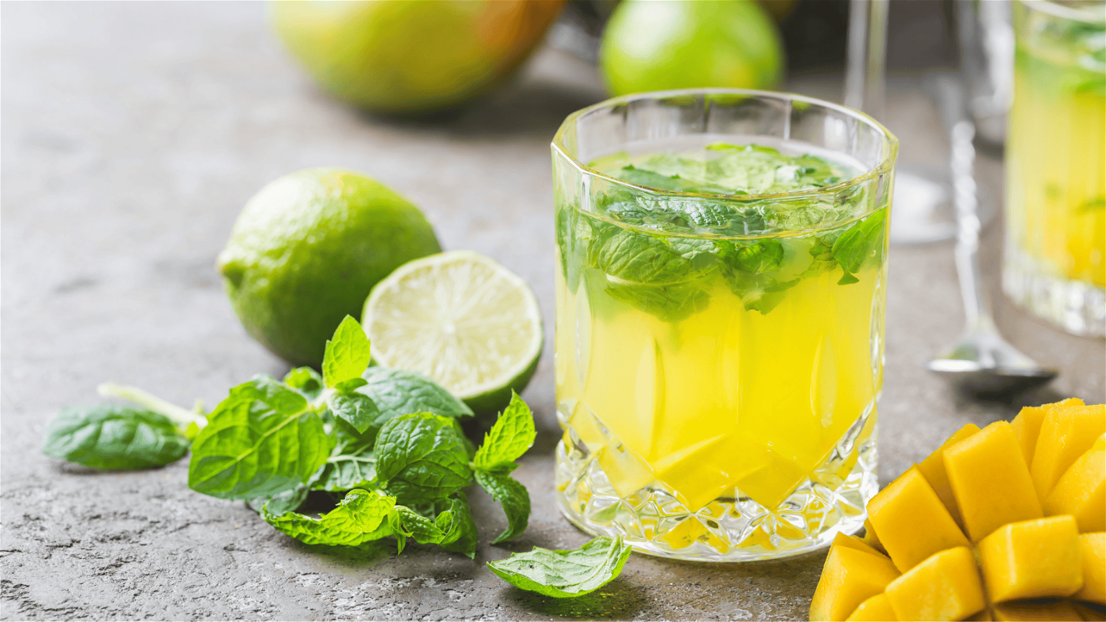 Image of Mango Ginger Fizz with Cucumber & Mint