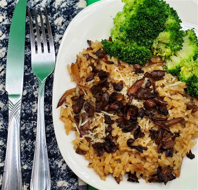 Image of Delicious Chestnut and Oyster Mushroom Risotto Recipe