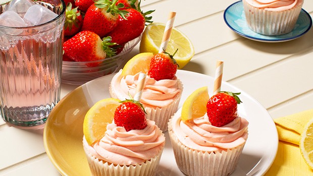 Image of Strawberry Lemonade Cupcakes