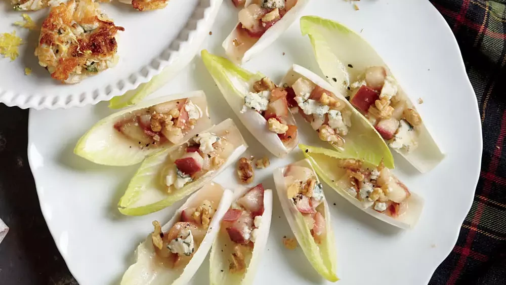 Image of Endive, Gorgonzola and Walnuts