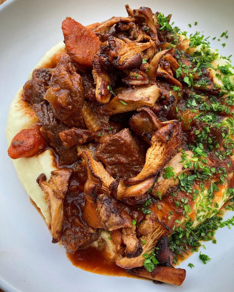 Elk Bourguignon