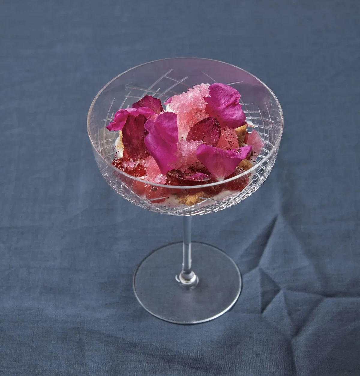 Dessert mit Sylter Rosen