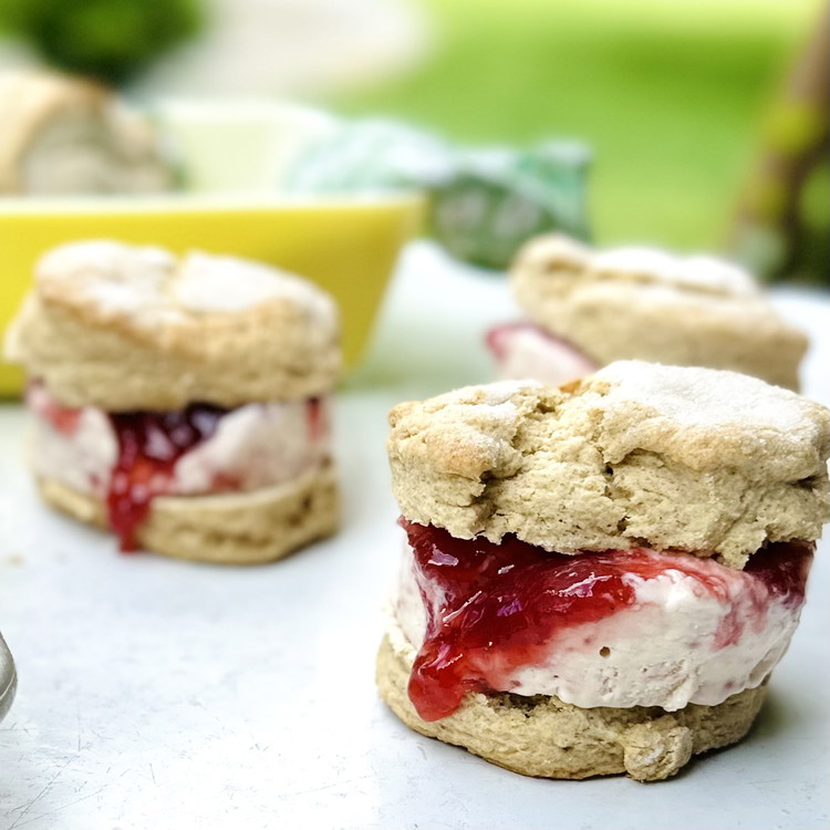 Image of Layer the ice cream circles between the top and bottom of the scones.  serve and enjoy!