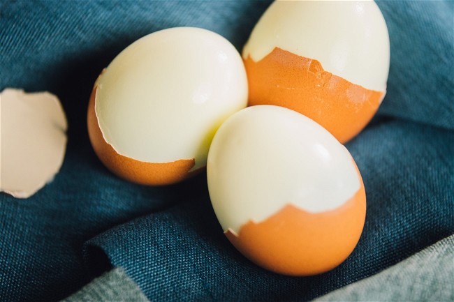 Image of Easy Peel Eggs - Pronto