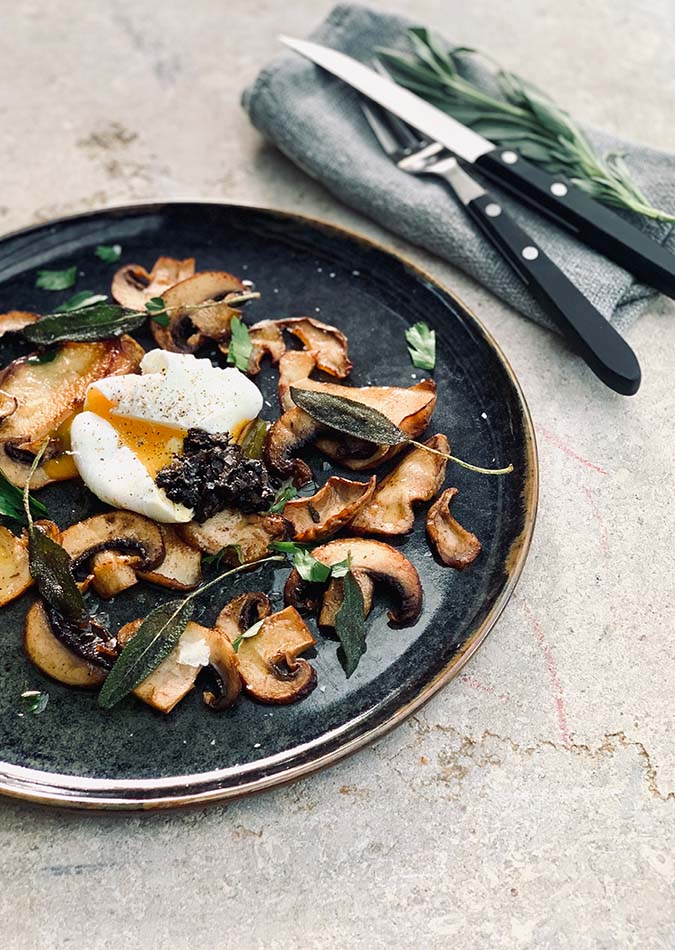 Image of Truffle, eggs and mushrooms