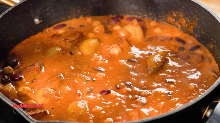 Image of Allow to simmer for further 2-3 minutes