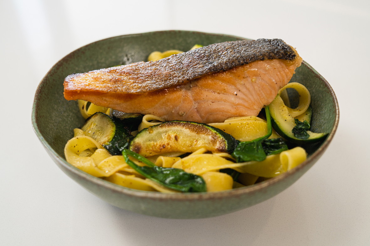 Pan-fried salmon pasta