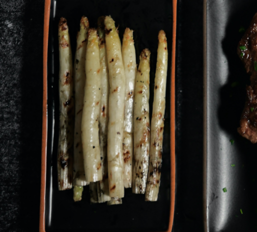 Image of Grilled White Asparagus 