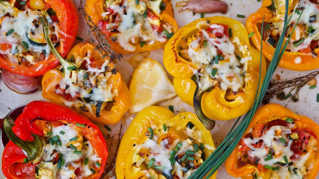 Image of Juicy and Flavorful Stuffed Bell Peppers: A Healthy and Delicious Dinner Idea