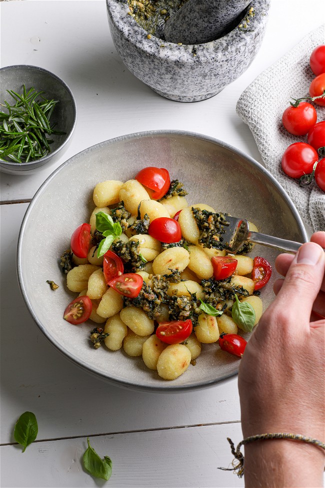 Image of Gnocchi mit veganem Pesto (selbstgemacht)