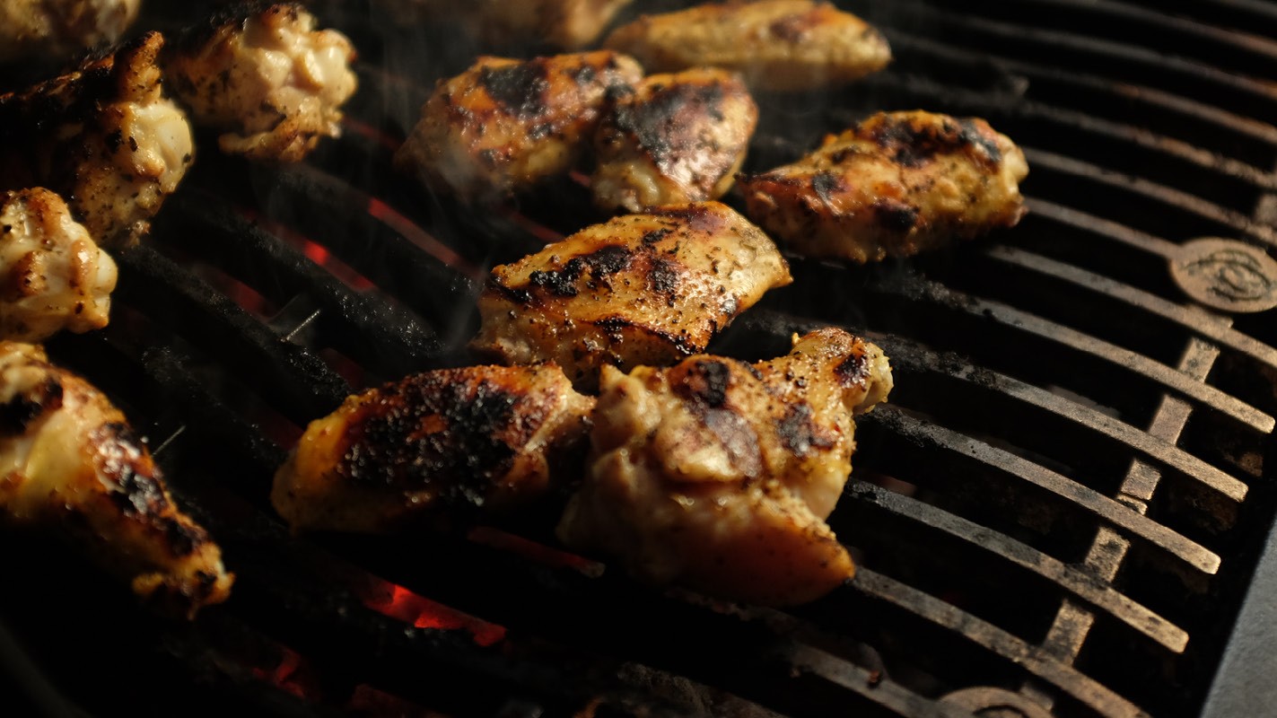 Image of Garlic Parm Chicken Wings