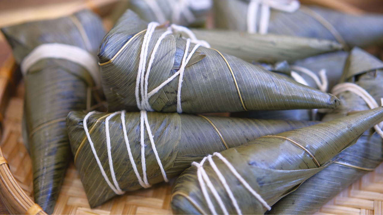 Image of Easy Zongzi Recipe with Red Bean Paste Filling (红豆沙粽子)