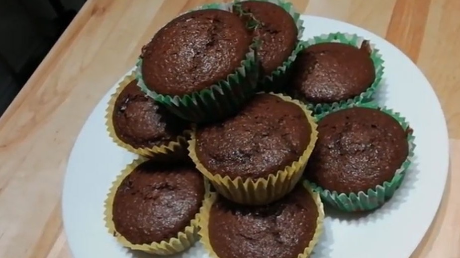 Image of The Easiest Chocolate Chip Muffins Recipe