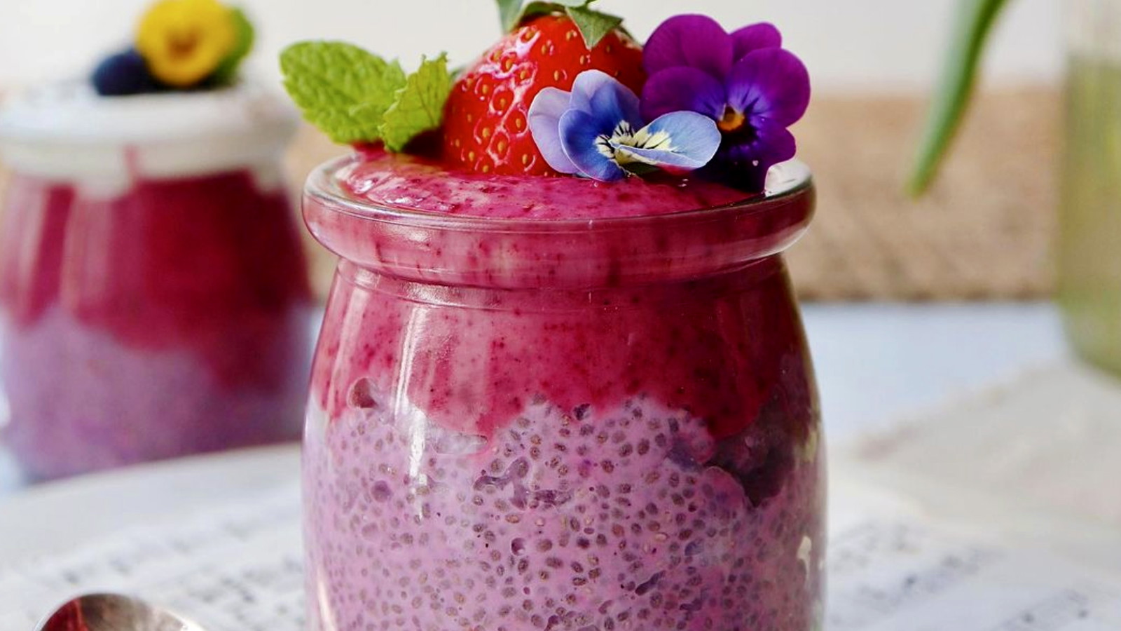 Image of Chia Yoghurt Pot
