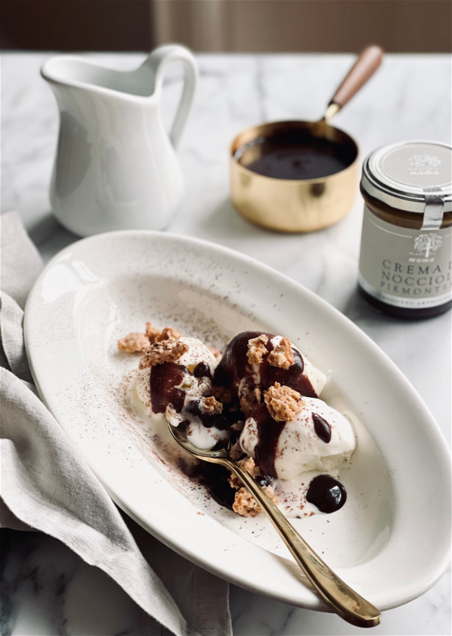 Image of Ice Cream with Nocciolata Sauce