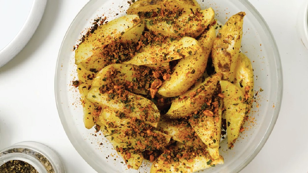 Image of Spicy Peri Peri Microwave Potato Wedges