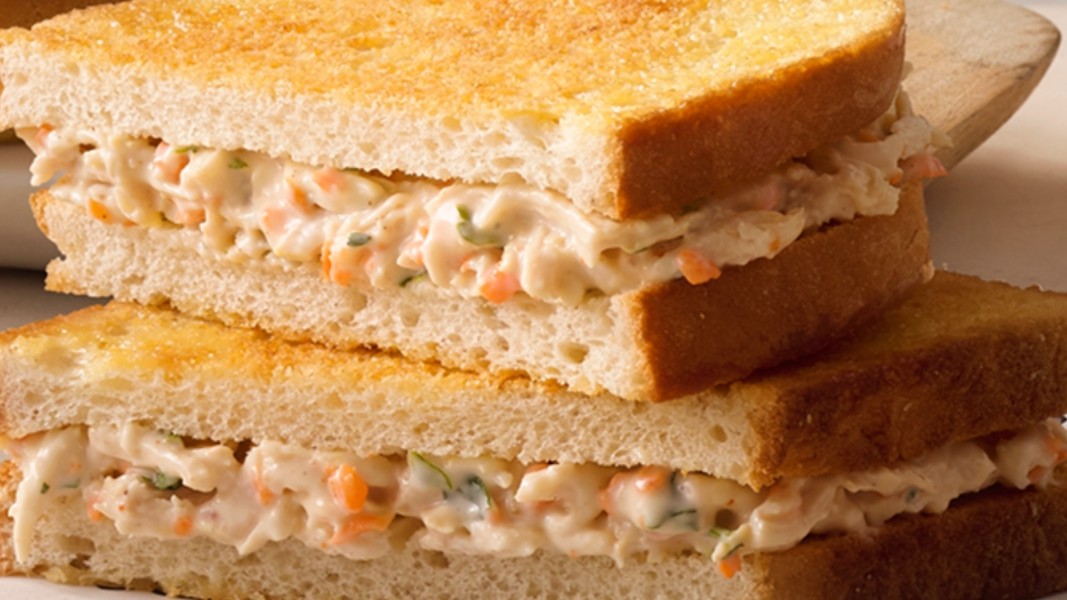 Image of Quick & Delicious Chicken Mayo Sandwich using microwave 