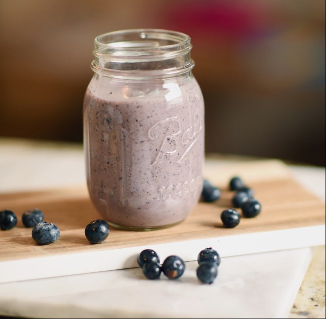 Image of Blueberry Almond Butter Collagen Smoothie Recipe