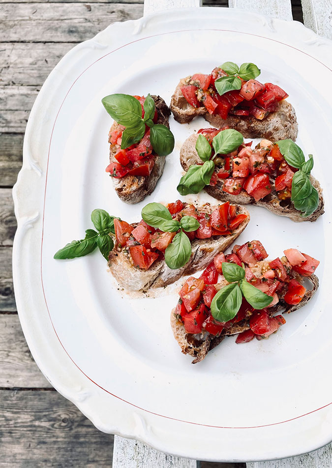 Bruschetta med tomatsalsa