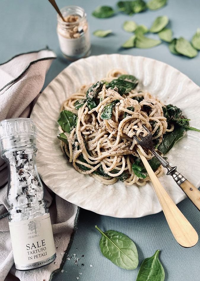 Pasta med hvid trøffelsauce