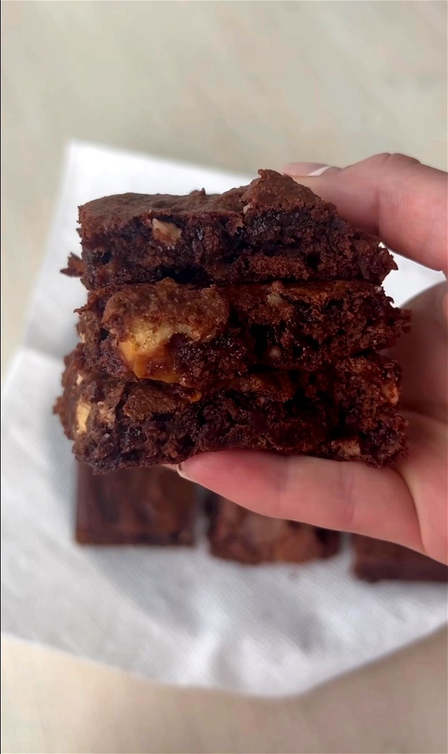 Image of Twix Bar Brownie Recipe