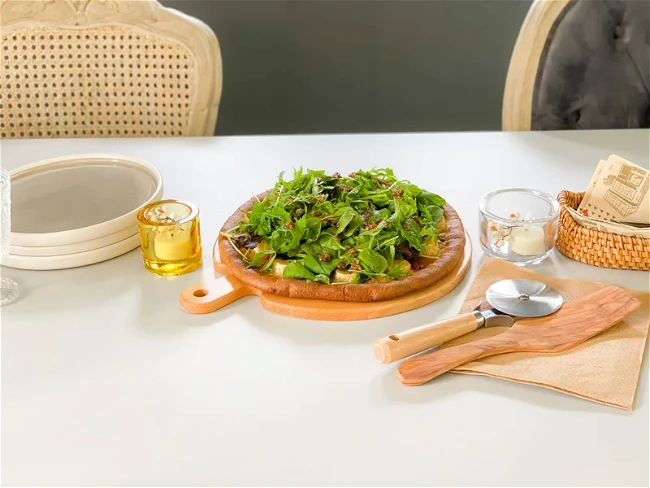 Image of 水菜のサラダピザ