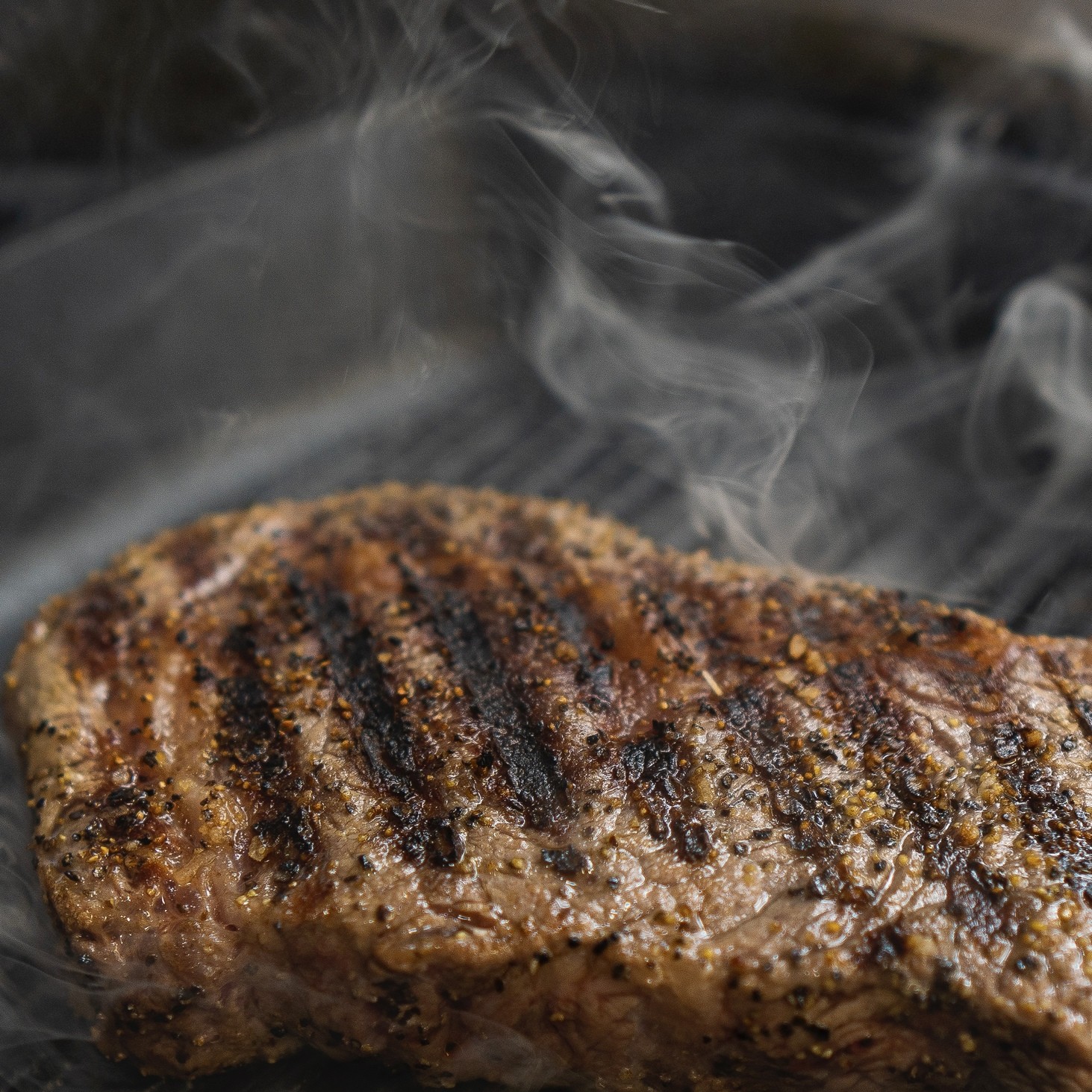 Best Grilled Ribeye Steak Recipe - Beef Recipes - LGCM