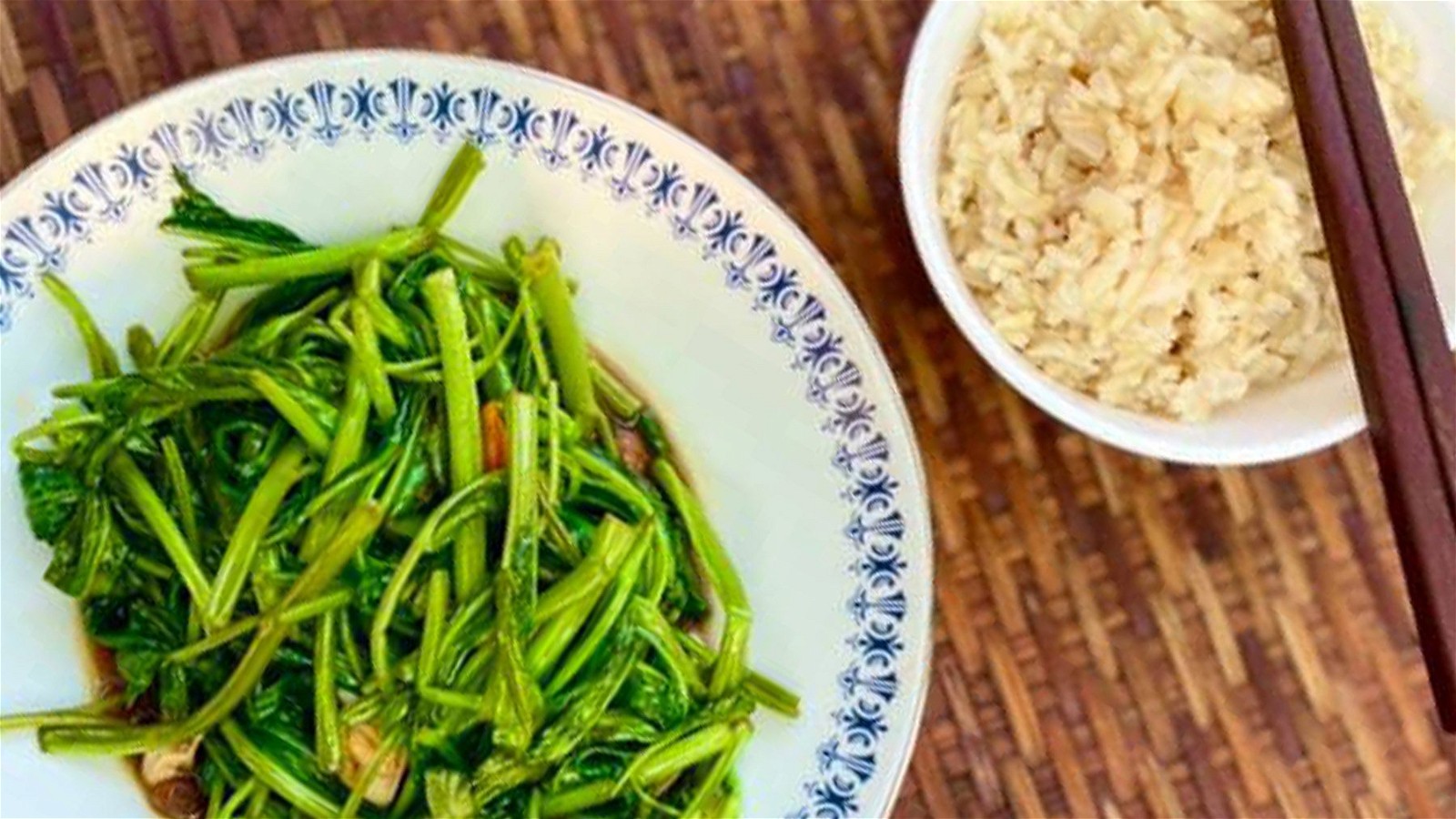 Image of Pad Pak Boong Fai Daeng - Stir-fried Morning Glory