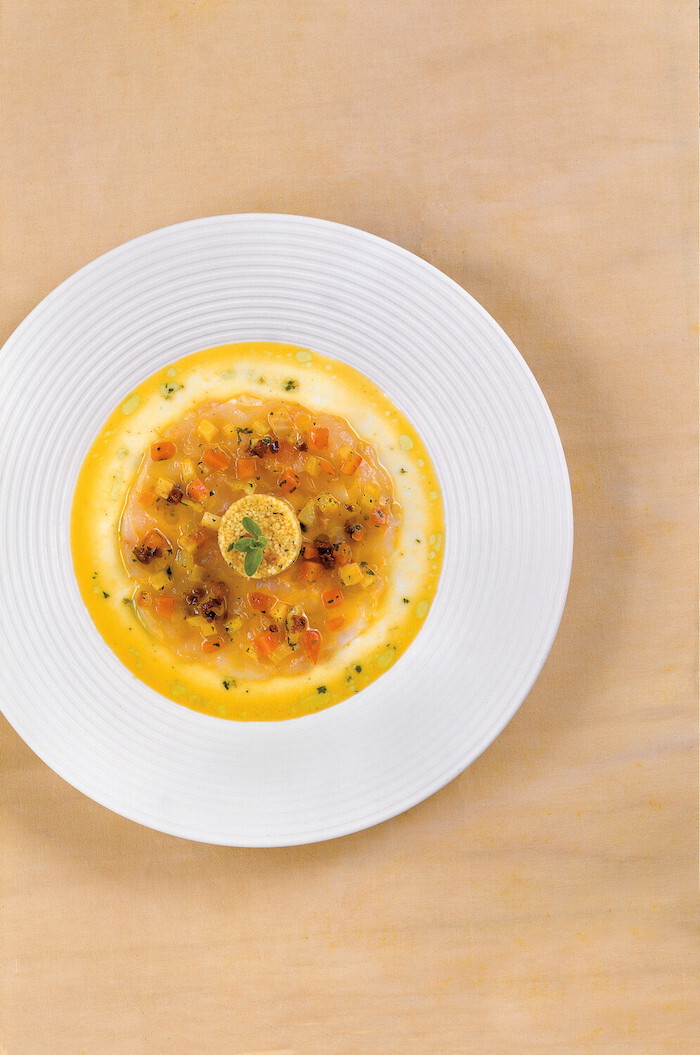 Warmes Carpaccio vom Loup de Mer mit pikantem Couscous