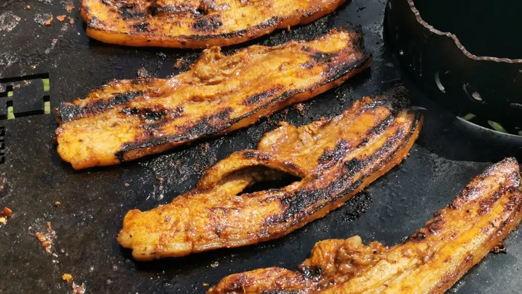 Image of Bauchspeck grillen - so wird er perfekt