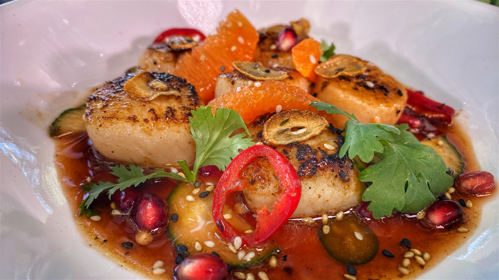 Image of Seared Scallops with Lemon Pomegranate Sauce
