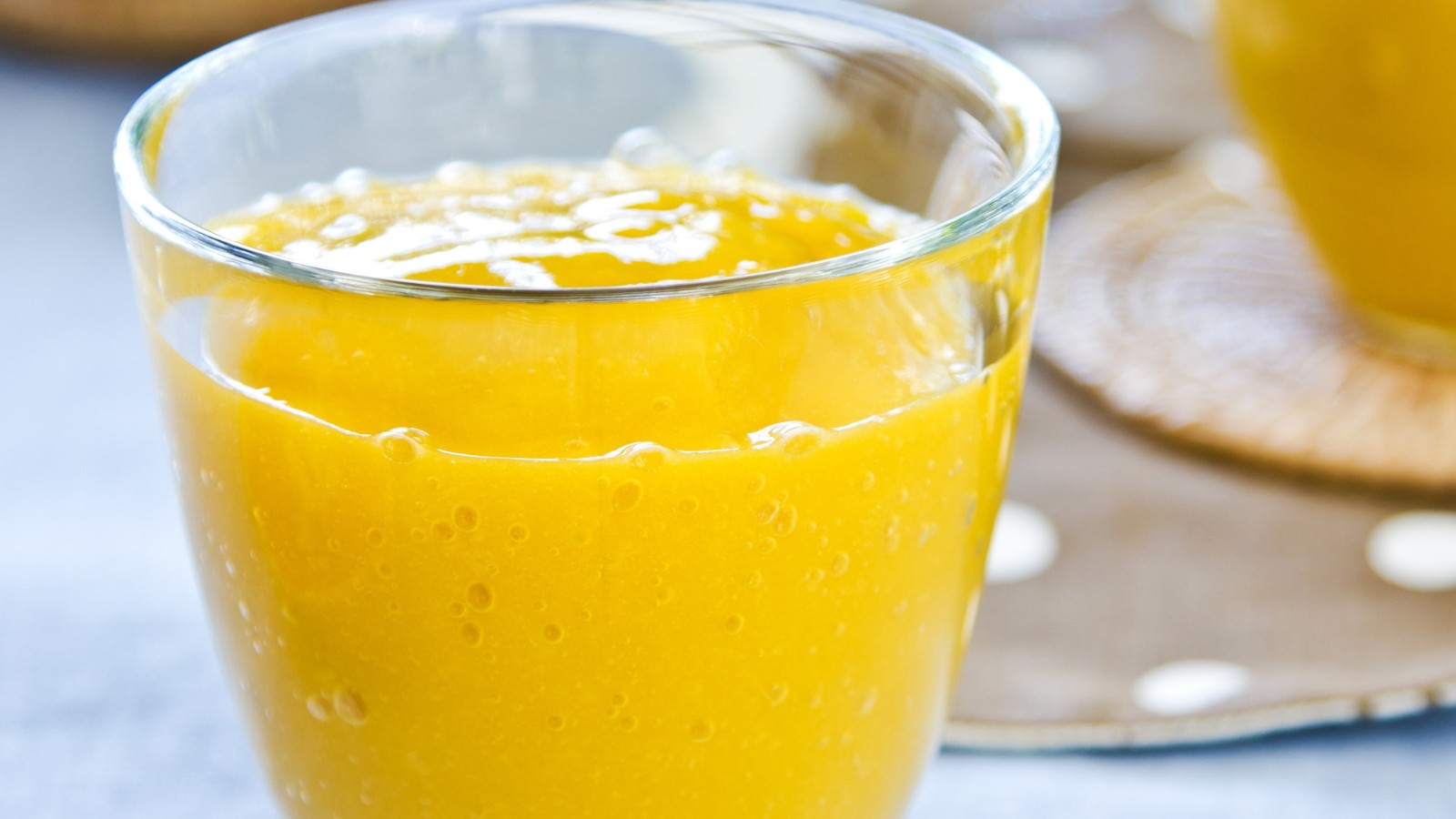 Image of Mango, Vodka & Orange Blossom Honey Smoothie