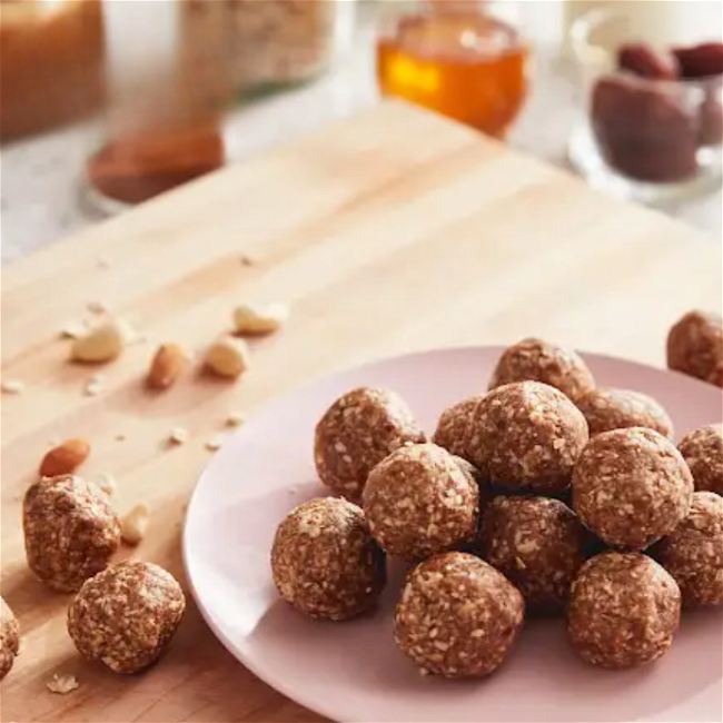 Image of Broma and Honey Protein Balls
