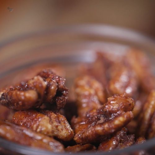 Spicy candied pecans 