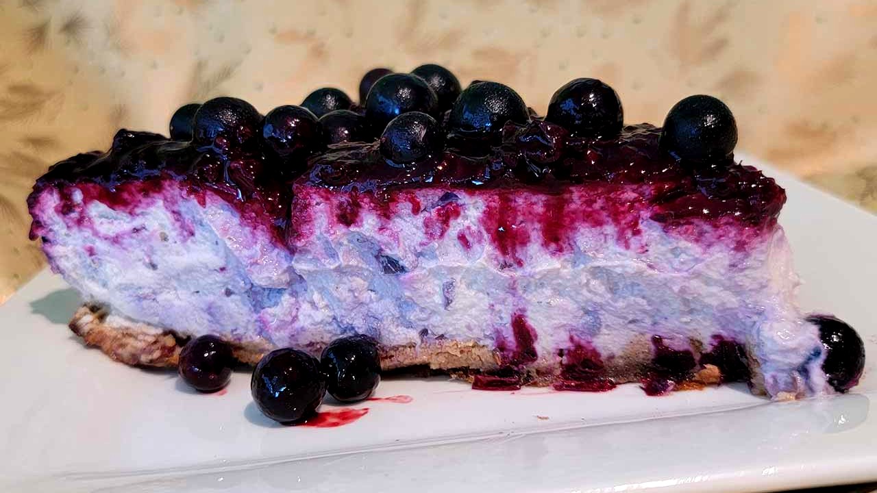 Image of Plant-based Cheesecake with Black Currant Coulis