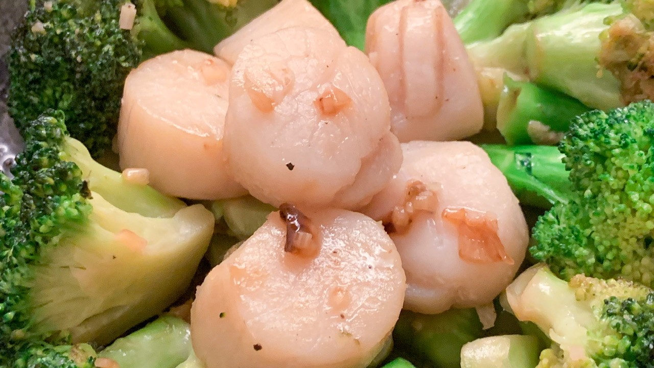 Image of Stir fried scallop with broccoli (西蘭花炒帶子)