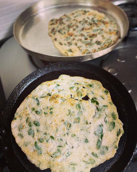 Verum Arisi Adai - A Palakkadan recipe. 